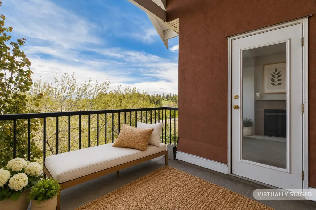 60 24 Avenue SW Calgary AB T2S 3C9