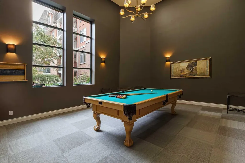 60 24 Avenue SW Calgary AB T2S 3C9