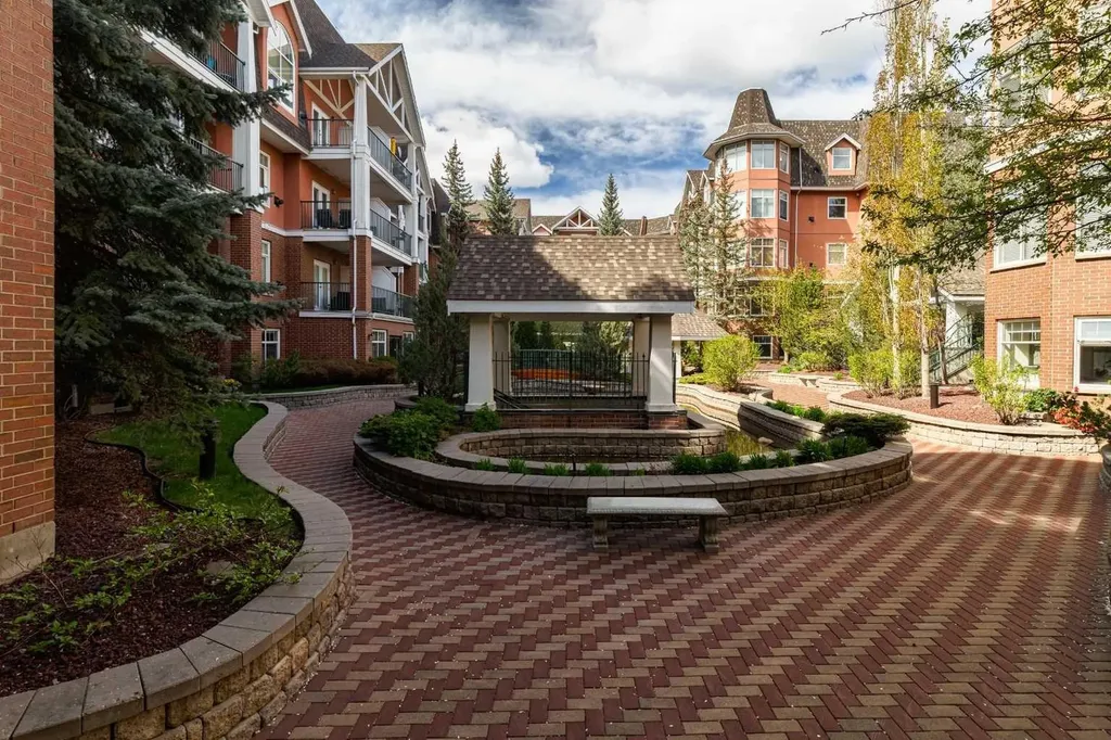 60 24 Avenue SW Calgary AB T2S 3C9