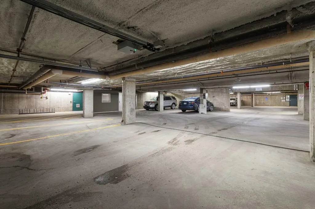 60 24 Avenue SW Calgary AB T2S 3C9