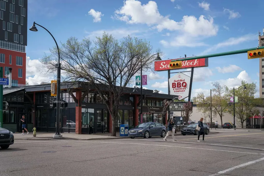 60 24 Avenue SW Calgary AB T2S 3C9