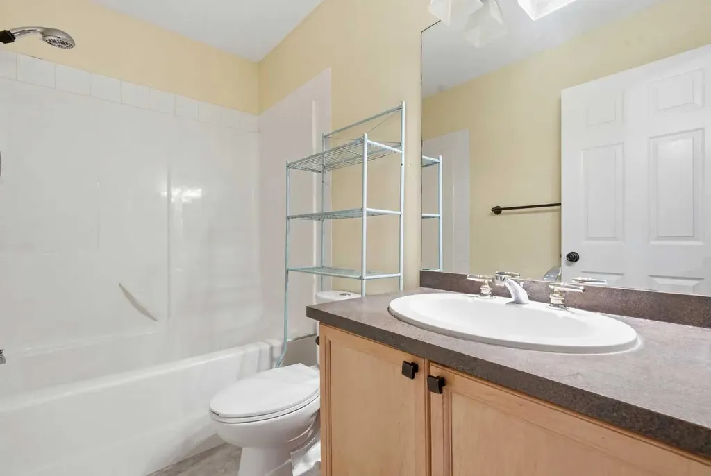 46 Bridleglen Manor SW Calgary AB T2Y 3W9