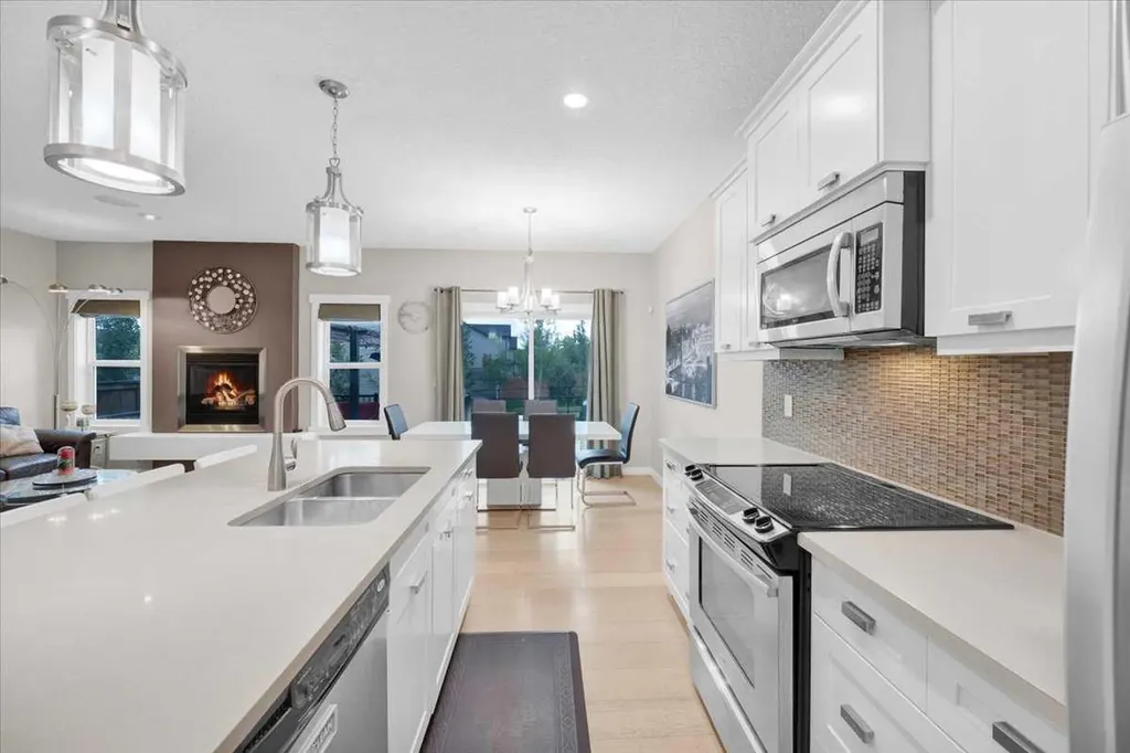 238 Sage Valley Drive NW Calgary AB T3R 0H6