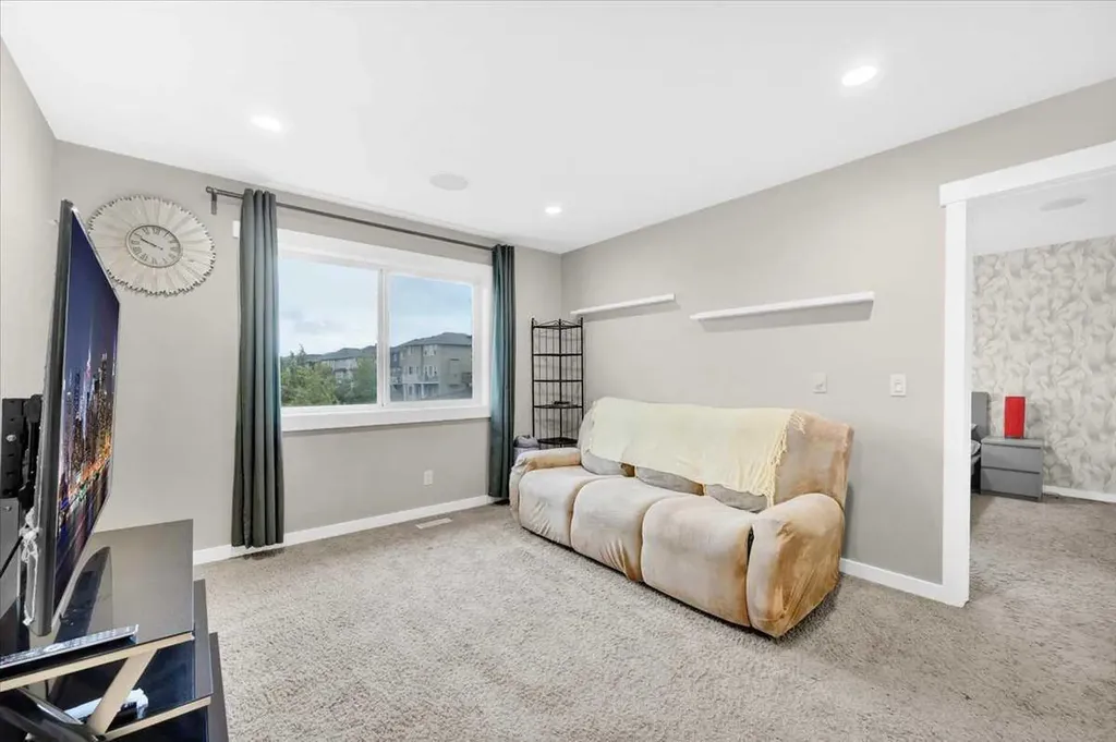 238 Sage Valley Drive NW Calgary AB T3R 0H6