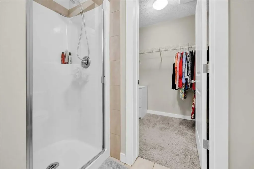 238 Sage Valley Drive NW Calgary AB T3R 0H6