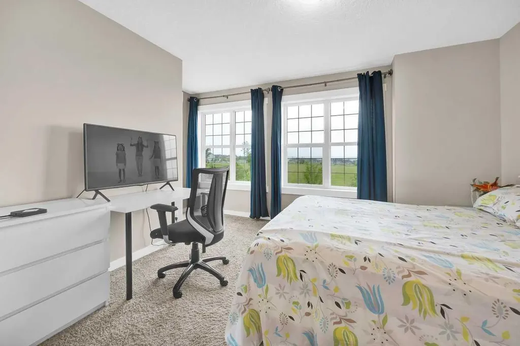 238 Sage Valley Drive NW Calgary AB T3R 0H6