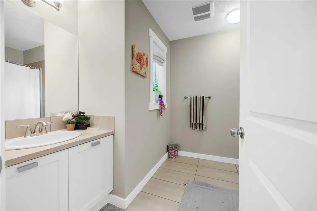 238 Sage Valley Drive NW Calgary AB T3R 0H6