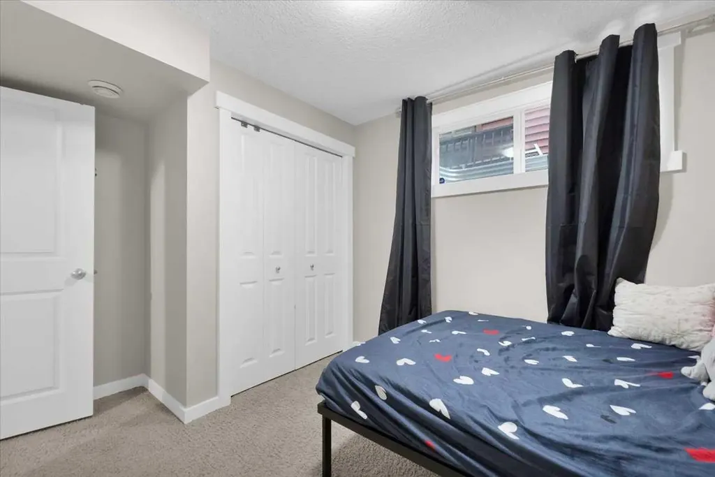 238 Sage Valley Drive NW Calgary AB T3R 0H6