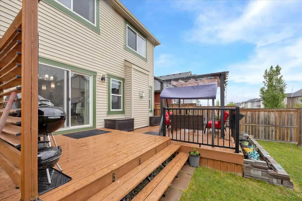 238 Sage Valley Drive NW Calgary AB T3R 0H6