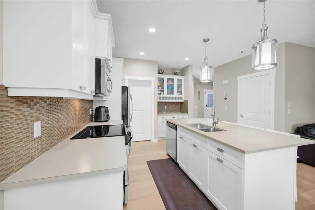 238 Sage Valley Drive NW Calgary AB T3R 0H6