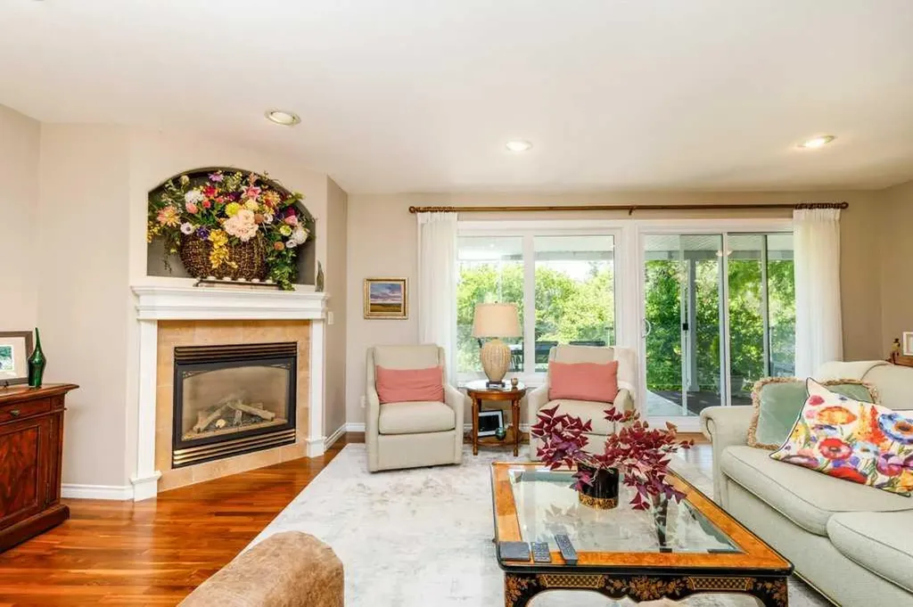 3550 Spruce Drive Red Deer AB T4N 3N9
