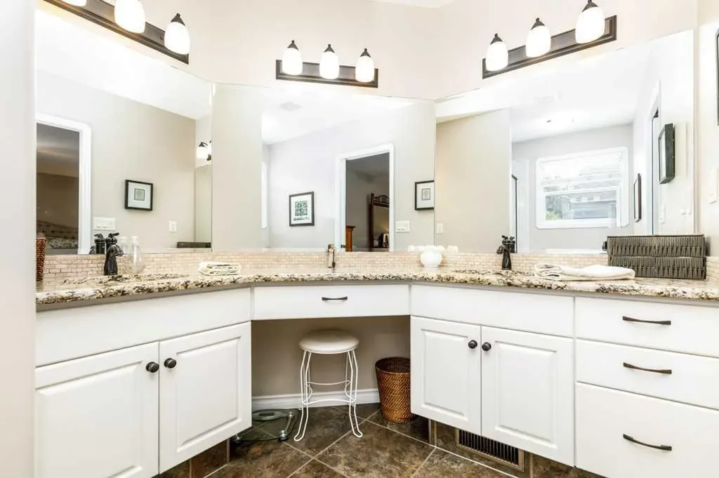 3550 Spruce Drive Red Deer AB T4N 3N9