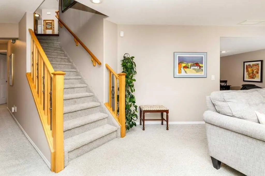 3550 Spruce Drive Red Deer AB T4N 3N9
