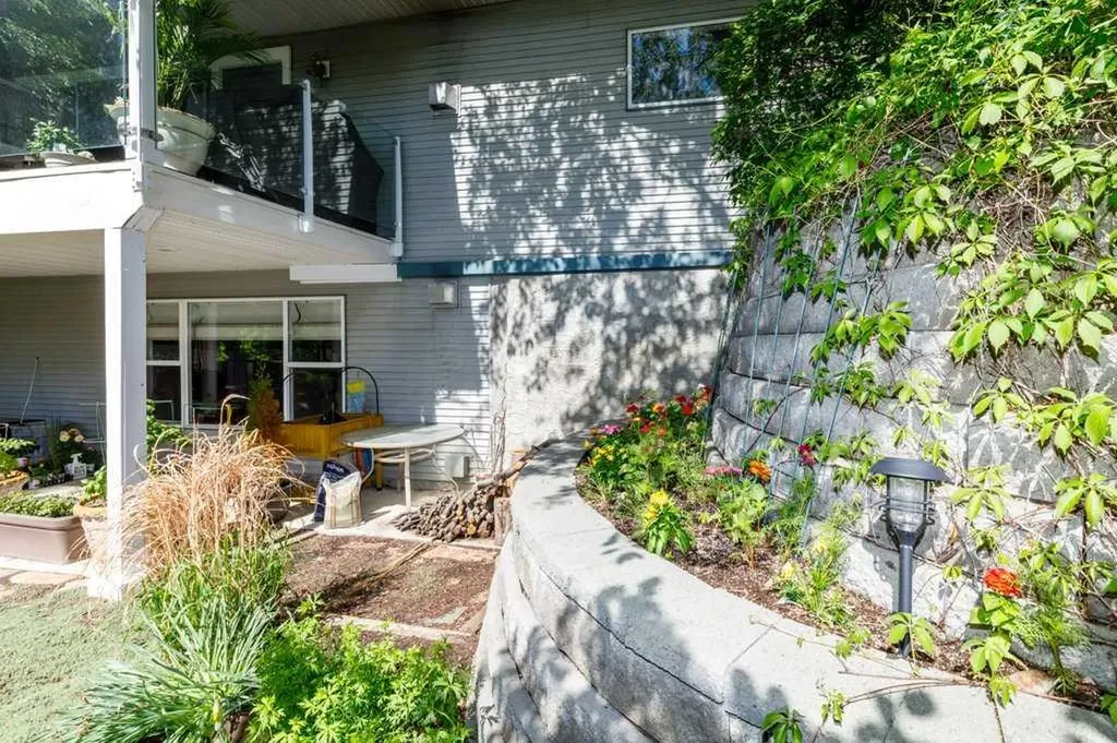 3550 Spruce Drive Red Deer AB T4N 3N9
