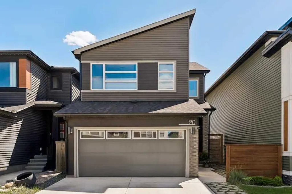 20 Wolf Creek Street SE Calgary AB T2X 4V2