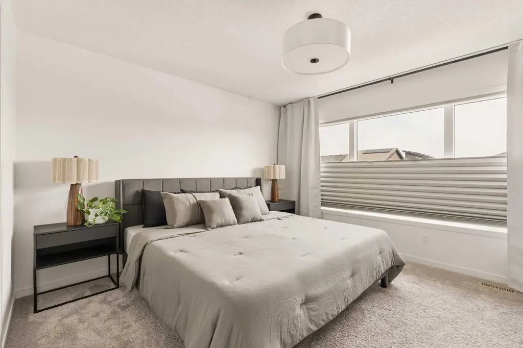 20 Wolf Creek Street SE Calgary AB T2X 4V2