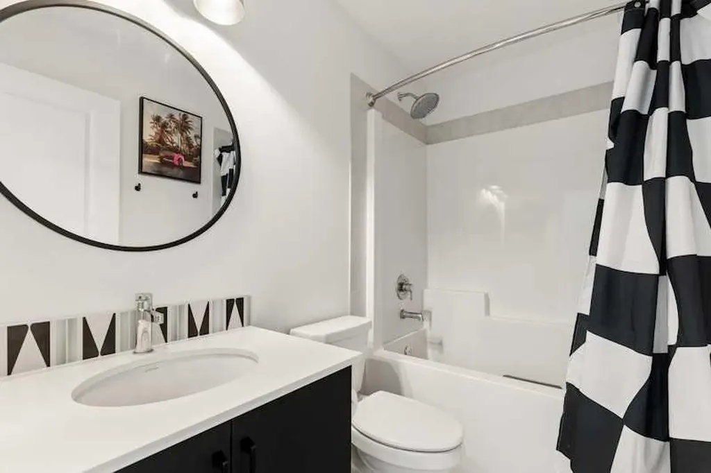 20 Wolf Creek Street SE Calgary AB T2X 4V2