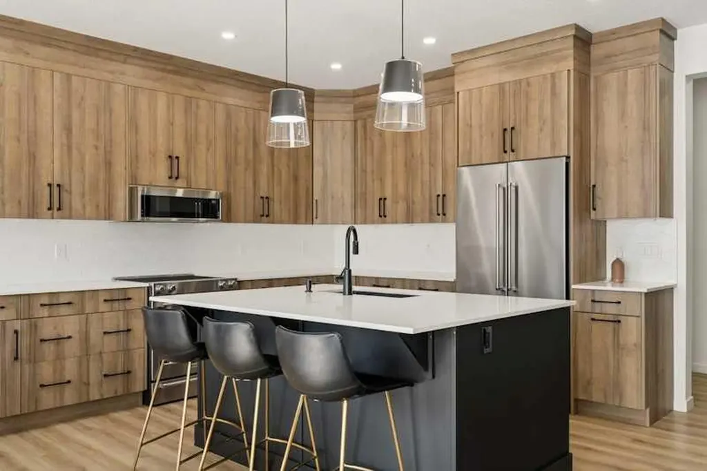 20 Wolf Creek Street SE Calgary AB T2X 4V2