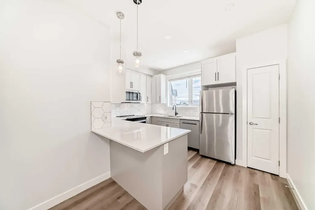 32 Evanscrest Park NW Calgary AB T3P 1R3