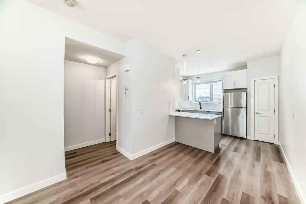 32 Evanscrest Park NW Calgary AB T3P 1R3