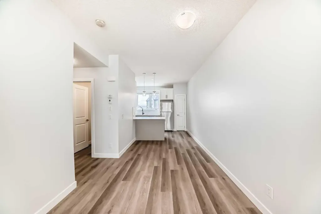 32 Evanscrest Park NW Calgary AB T3P 1R3