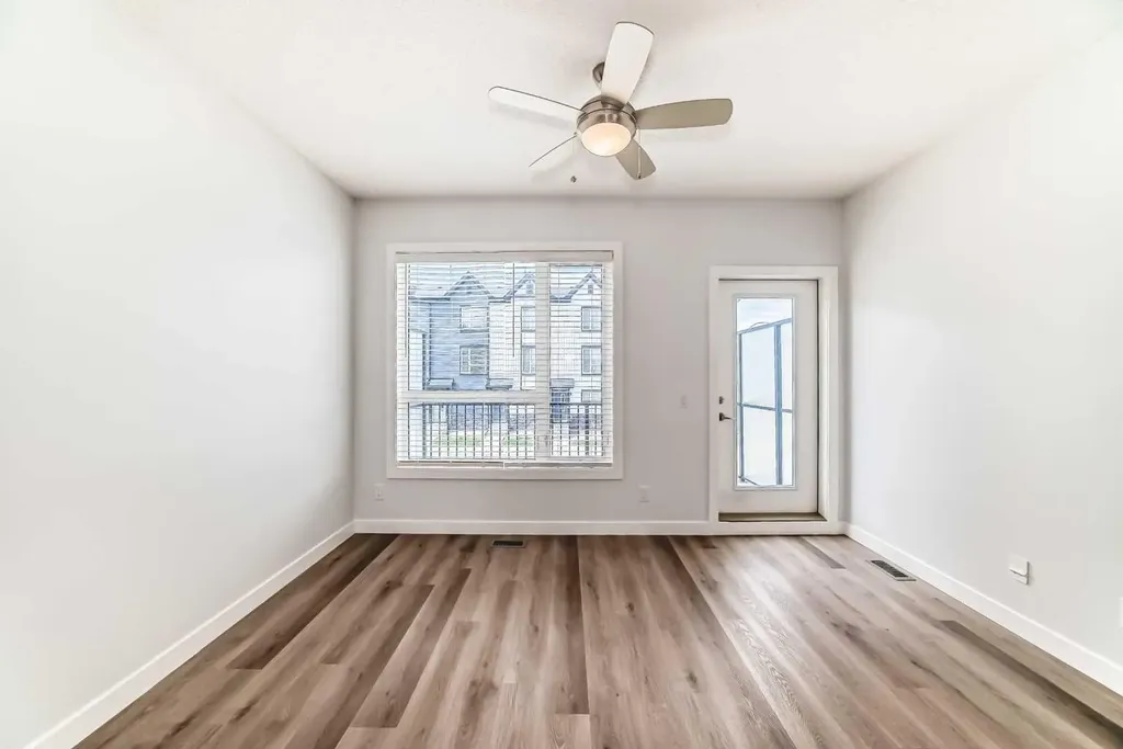 32 Evanscrest Park NW Calgary AB T3P 1R3
