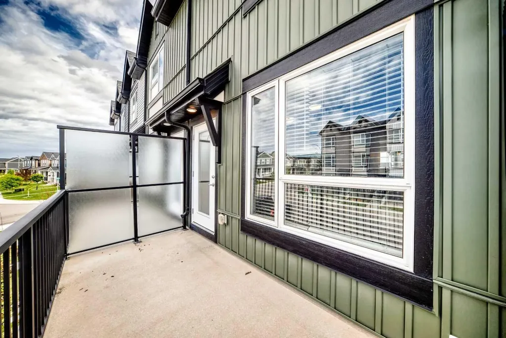 32 Evanscrest Park NW Calgary AB T3P 1R3