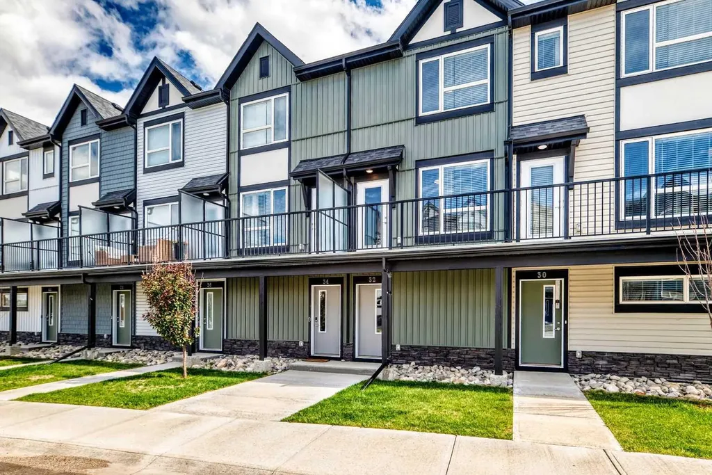 32 Evanscrest Park NW Calgary AB T3P 1R3