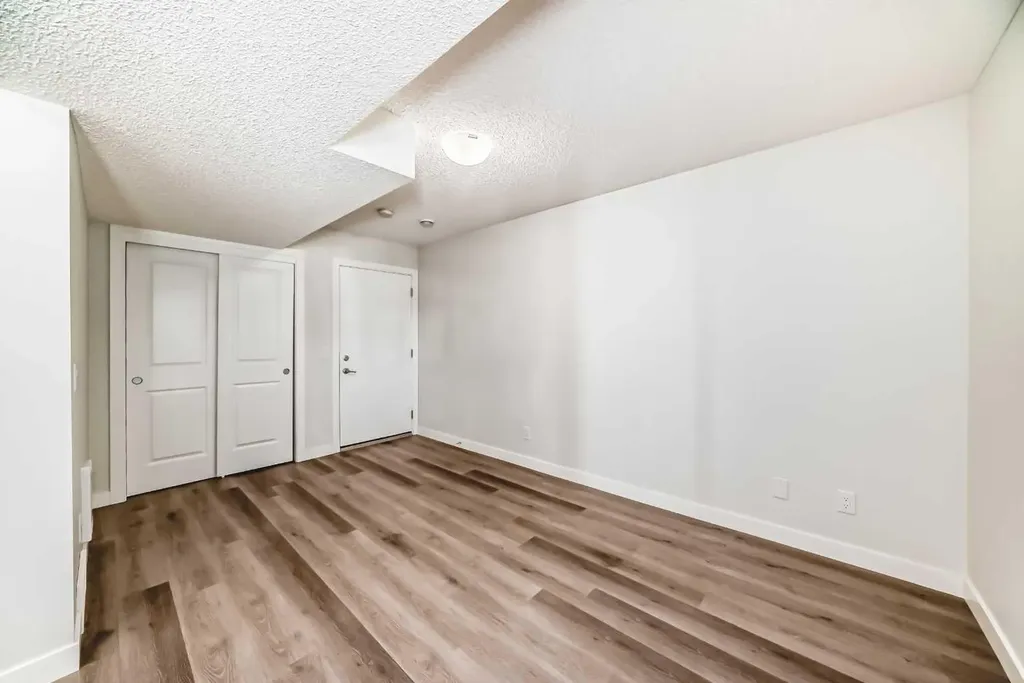 32 Evanscrest Park NW Calgary AB T3P 1R3
