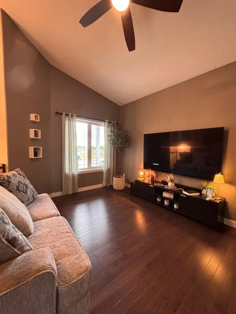 8561 72 Avenue Grande Prairie AB T8X0N9