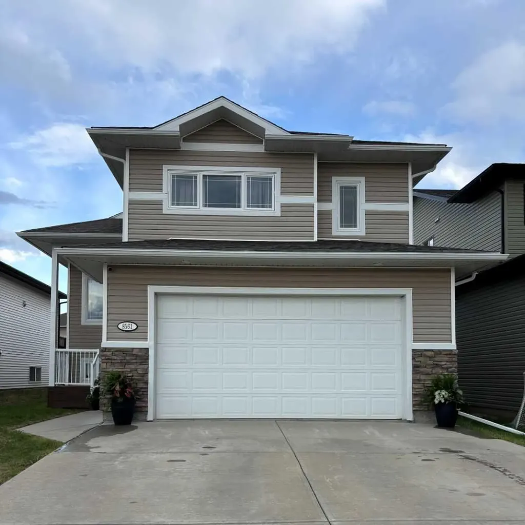 8561 72 Avenue Grande Prairie AB T8X0N9