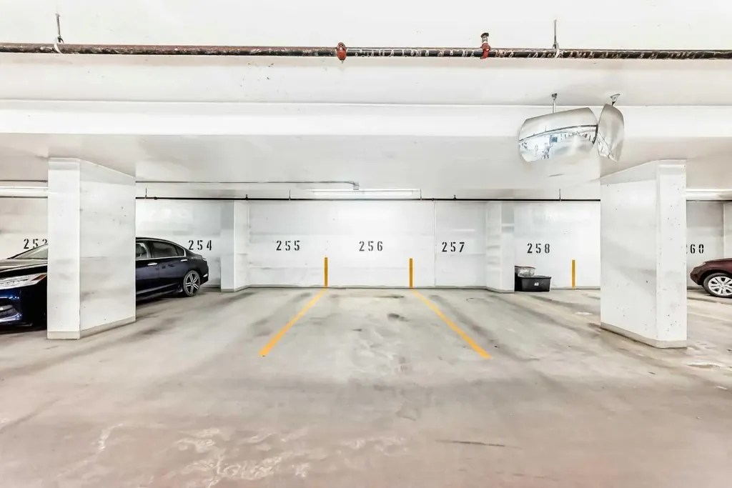 3830 Brentwood Road NW Calgary AB T3G3C9