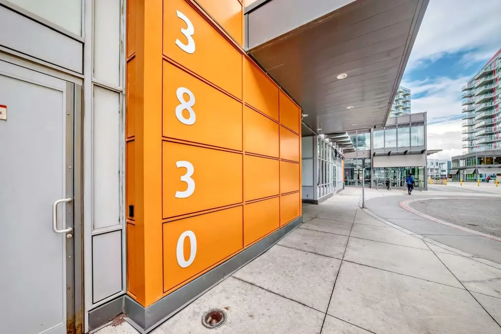 3830 Brentwood Road NW Calgary AB T3G3C9