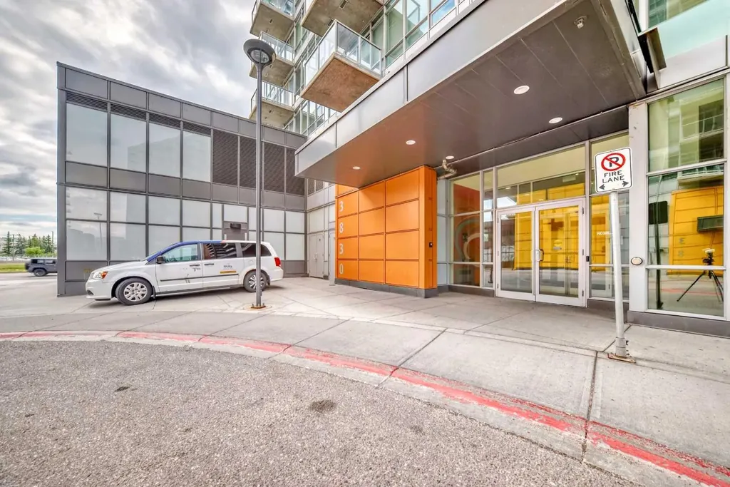 3830 Brentwood Road NW Calgary AB T3G3C9