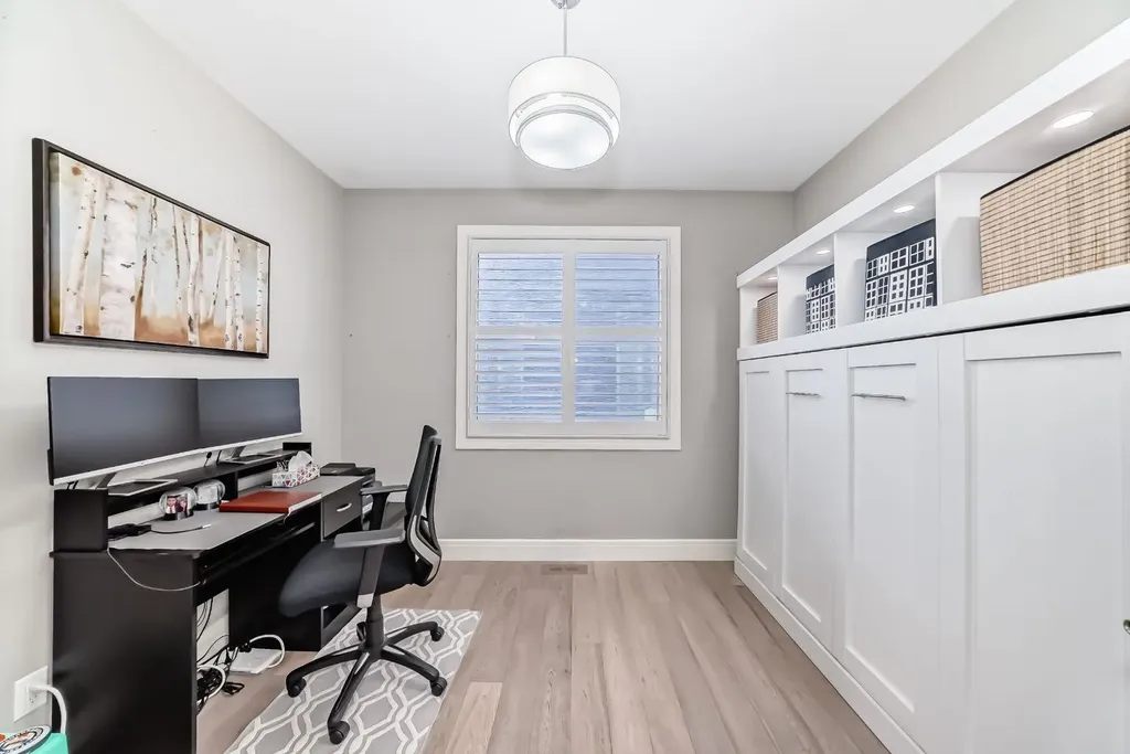 193 Kinniburgh Circle Chestermere AB T1X 0P8
