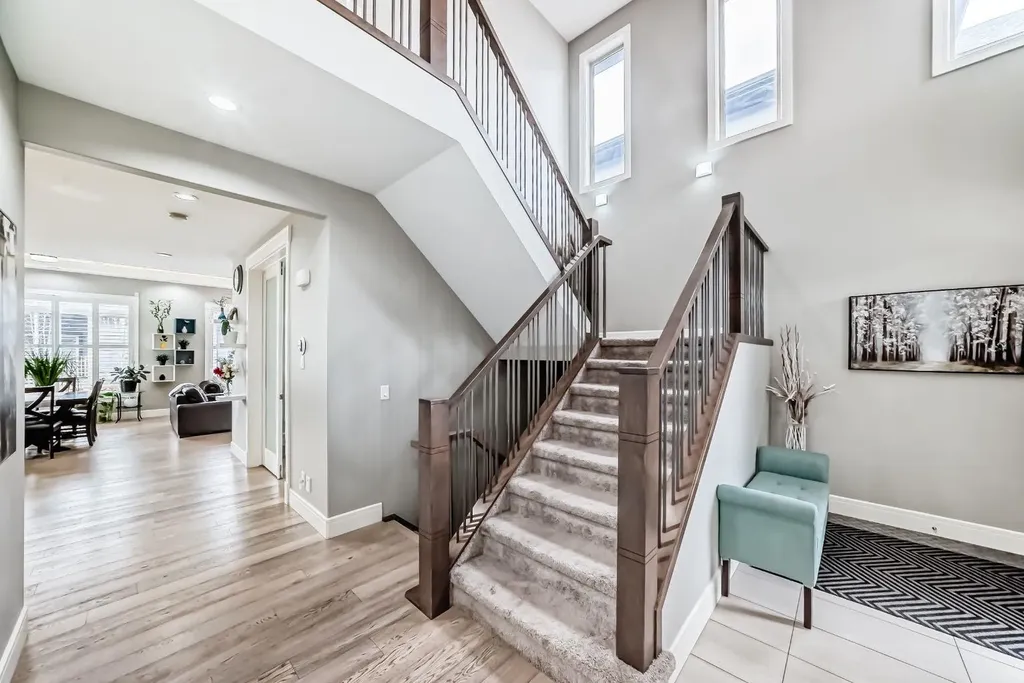 193 Kinniburgh Circle Chestermere AB T1X 0P8