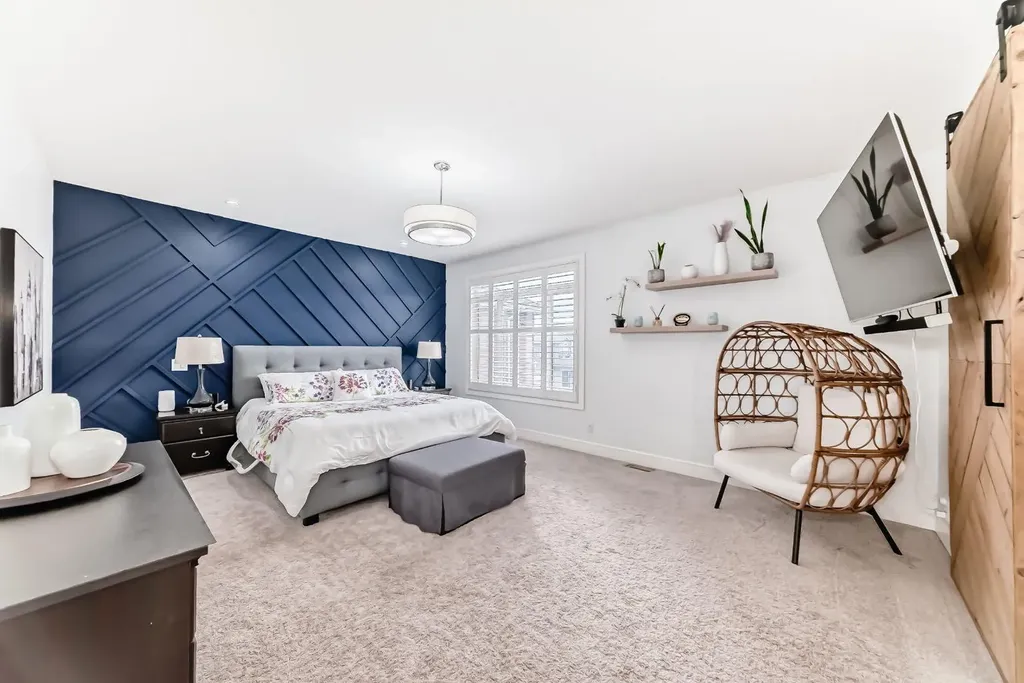 193 Kinniburgh Circle Chestermere AB T1X 0P8