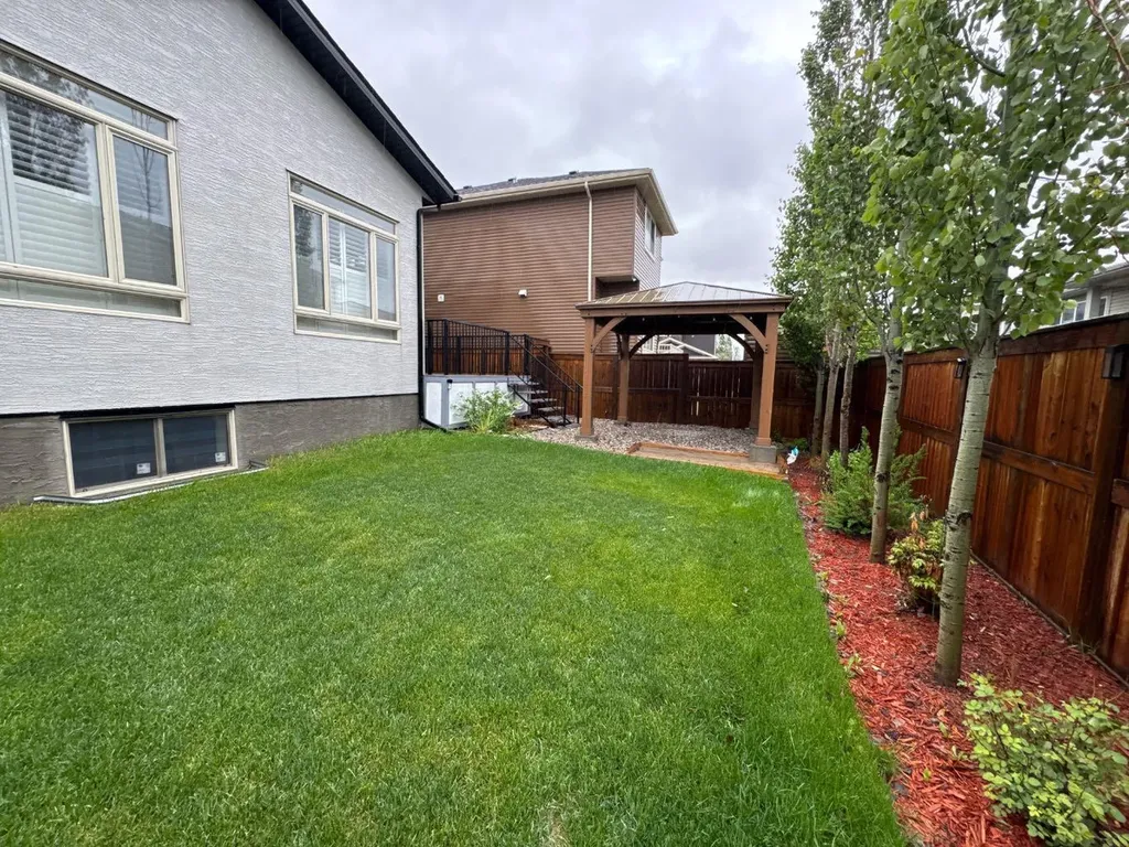 193 Kinniburgh Circle Chestermere AB T1X 0P8