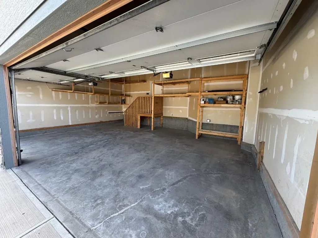 193 Kinniburgh Circle Chestermere AB T1X 0P8