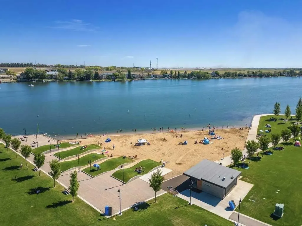 193 Kinniburgh Circle Chestermere AB T1X 0P8