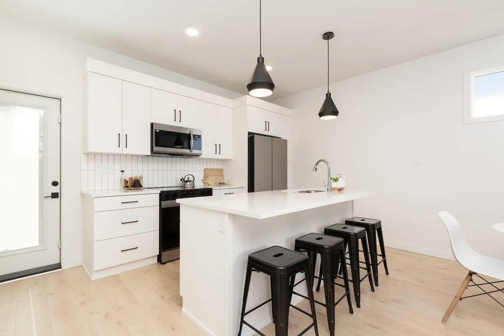 80 Blackwolf Lane N Lethbridge AB T1H 7J2