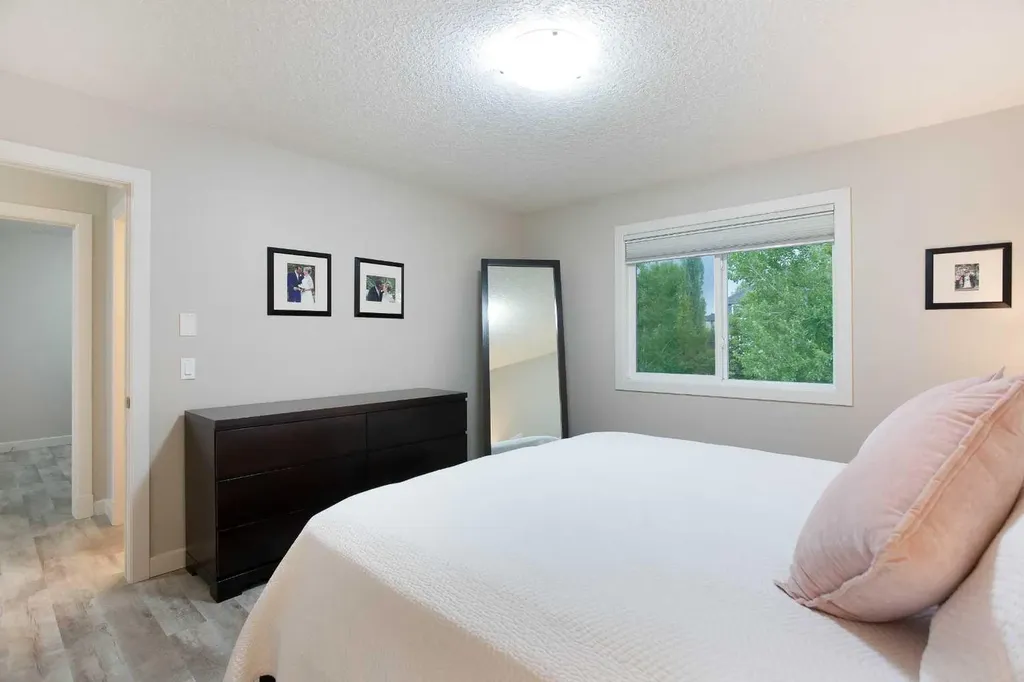 67 Silverado Ridge Crescent SW Calgary AB T2X 0J8