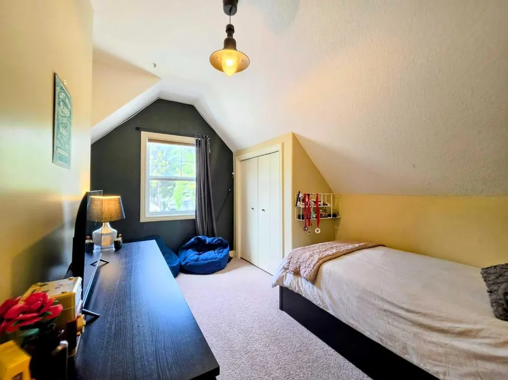 1217 83 Street Coleman AB T0K 0M0