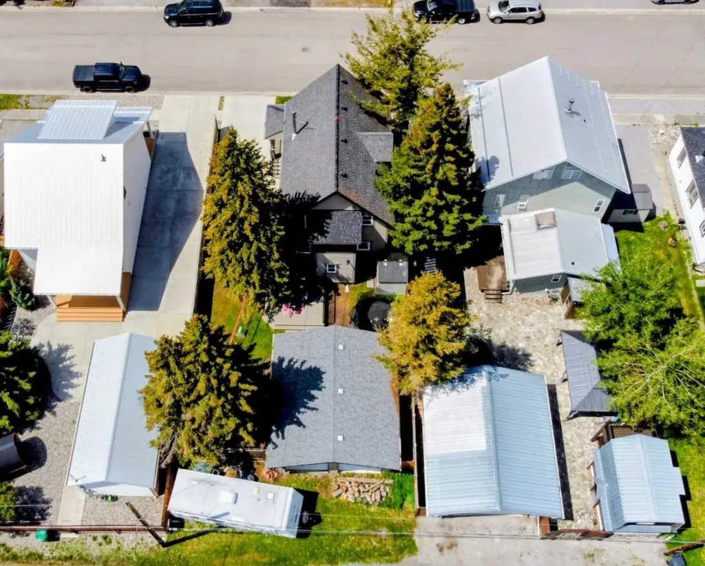 1217 83 Street Coleman AB T0K 0M0