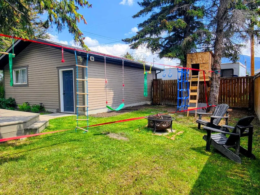 1217 83 Street Coleman AB T0K 0M0