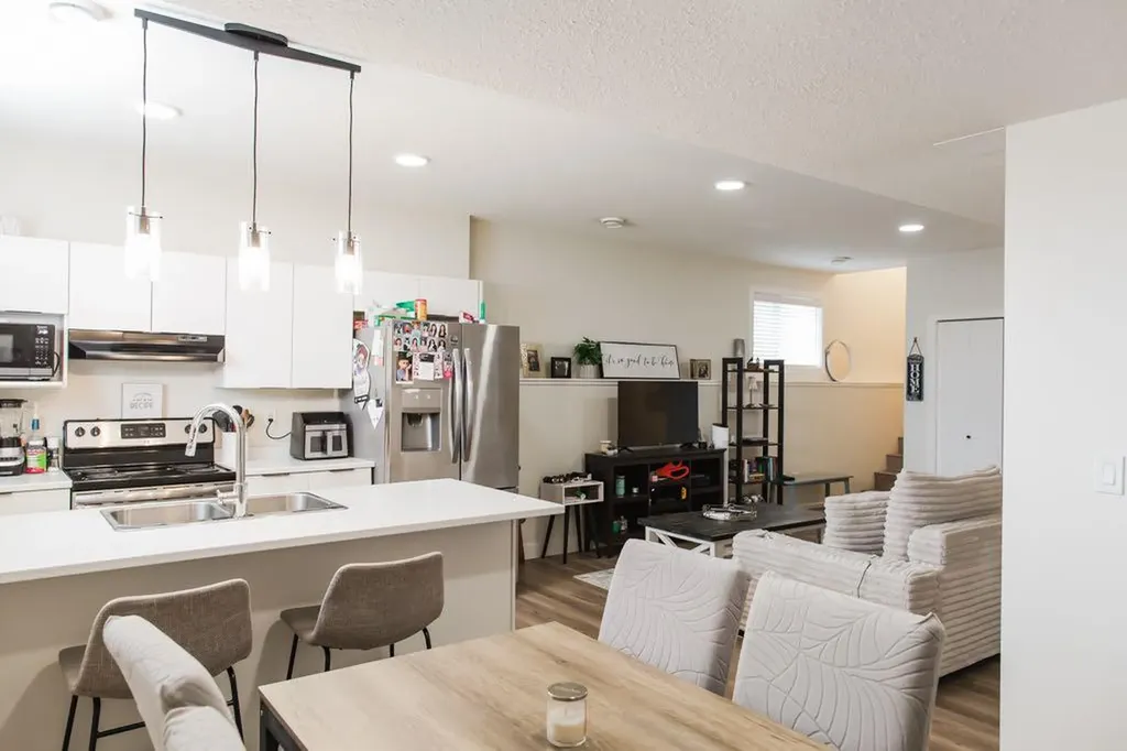 10617 133 Avenue Grande Prairie AB T8X0W5