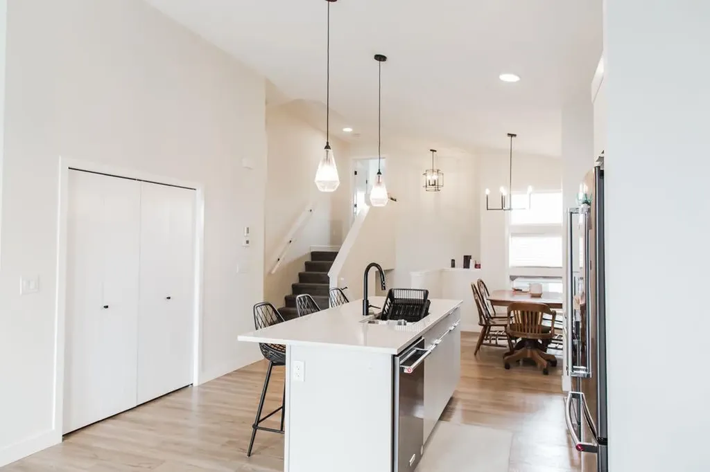 10617 133 Avenue Grande Prairie AB T8X0W5