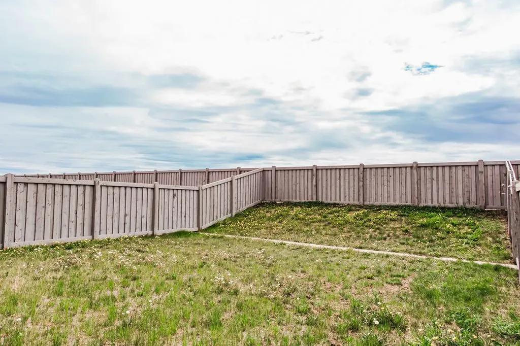 10617 133 Avenue Grande Prairie AB T8X0W5