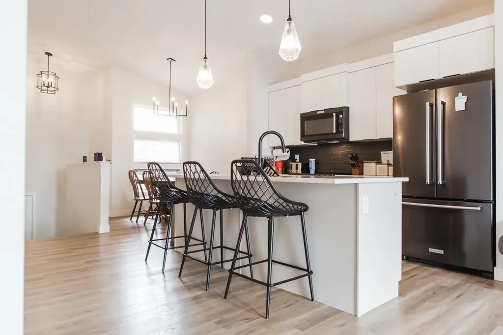 10617 133 Avenue Grande Prairie AB T8X0W5