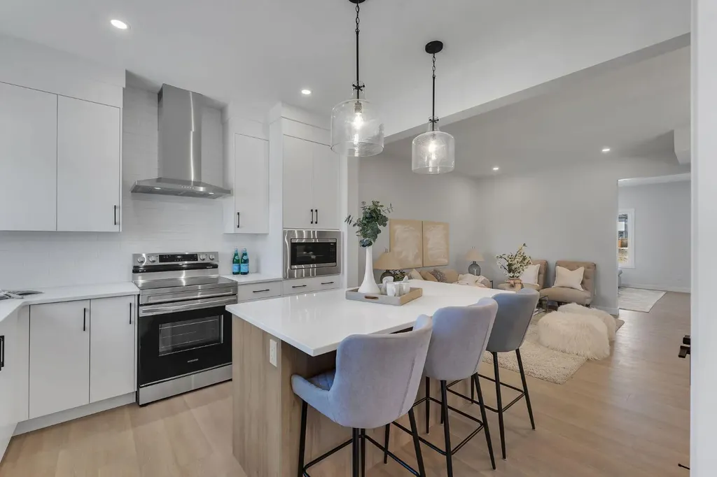 319 Fireside Drive Cochrane AB T4C 3J1